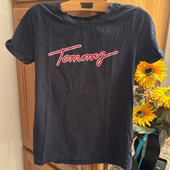 Tommy Hilfiger size xs can fit to small ,good condition - Picture 1 of 2